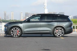 NIO ES8