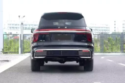 Hongqi LS7