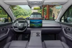 Leapmotor C16
