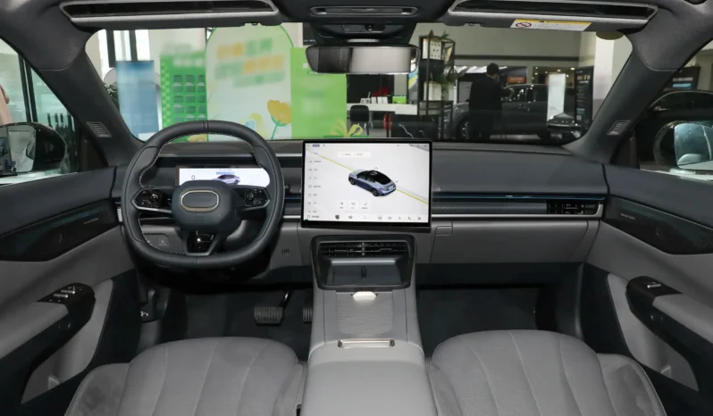 
								Lynk & Co 07 EM-P full									